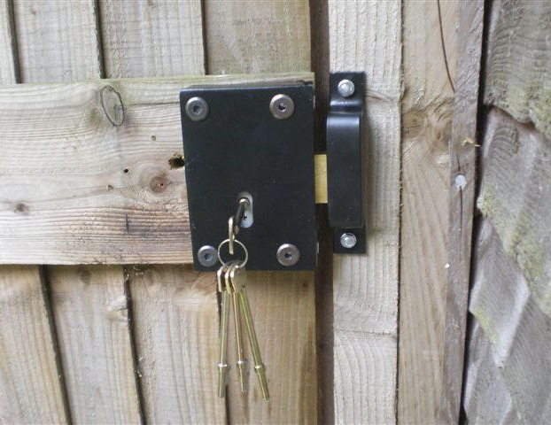 Specialist Lock & Security Installers | London Locksmiths | Wood Gate ...