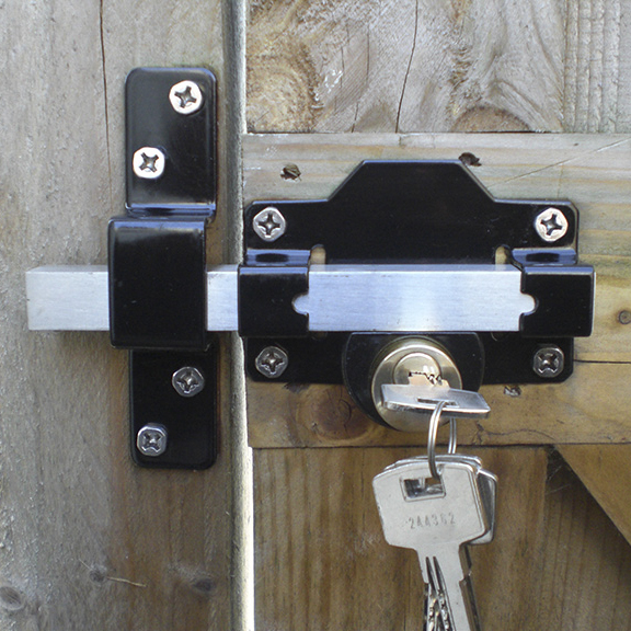 Specialist Lock & Security Installers | London Locksmiths | Gate Locks